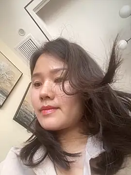 Mier-cn online show from November 13, 2025, 6:28 am