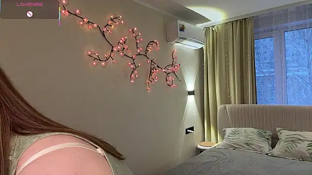 NguyetHankey online show from January 9, 2026, 6:09 am