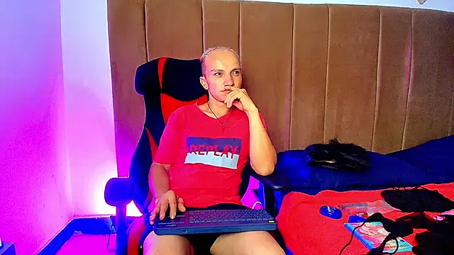 DaddyPoweer online show from September 13, 2025, 11:16 pm