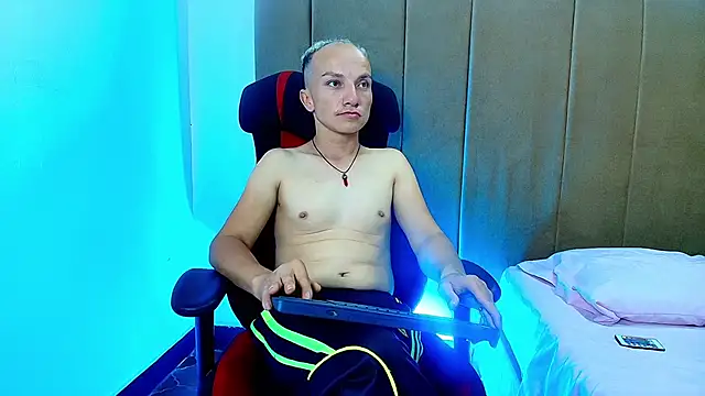 DaddyPoweer online show from September 23, 2025, 10:06 pm