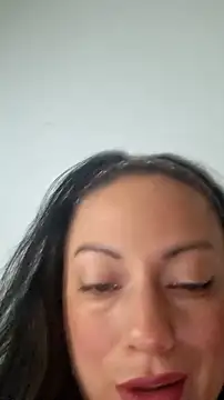 Katia gh online show from November 15, 2025, 5:17 pm