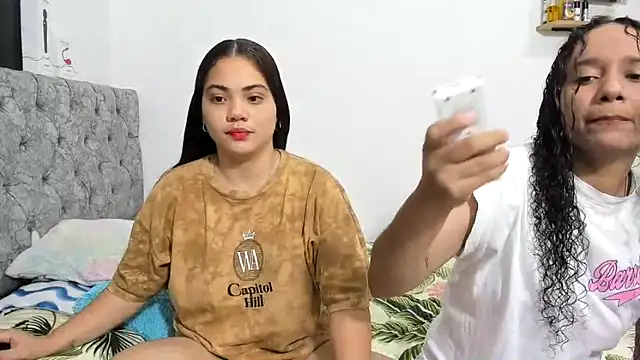 nay and aleja1 online show from November 22, 2025, 3:38 am