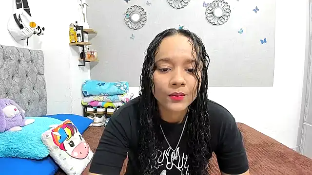 Snapshot of nay_and_aleja1 chatting on October 4, 2025, 3:41 am nay and aleja1 online show from October 4, 2025, 3:41 am