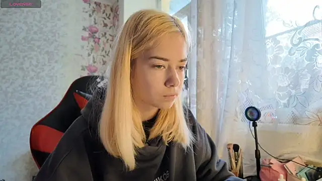 Snapshot of Witching_Moon chatting on October 11, 2025, 7:20 am Witching Moon online show from October 11, 2025, 7:20 am