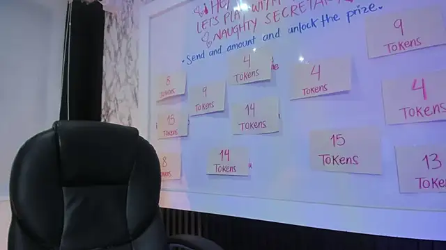 Snapshot of Lila_Cox chatting on September 17, 2025, 11:01 am Lila Cox online show from September 17, 2025, 11:01 am