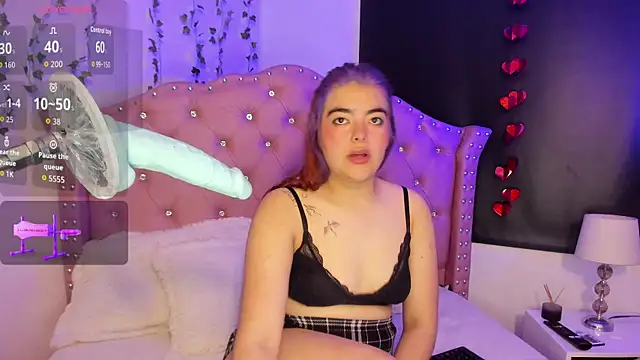 Snapshot of Lila_Cox chatting on October 21, 2025, 12:04 pm Lila Cox online show from October 21, 2025, 12:04 pm