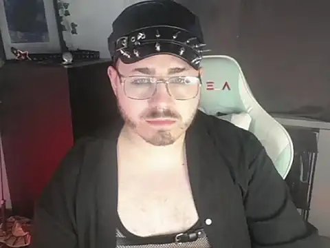 FabianKinky online show from September 17, 2025, 4:42 pm