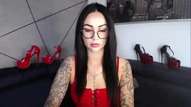 Fayestrip online show from September 28, 2025, 2:35 pm