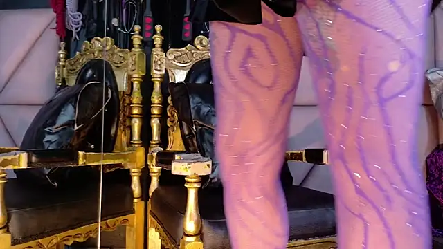 EvaSabath online show from February 9, 2026, 5:11 pm