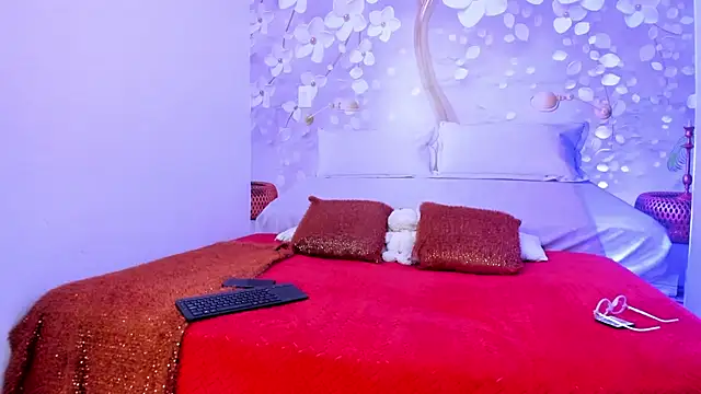 Snapshot of tammy_02_ chatting on October 21, 2025, 12:59 pm tammy 02  online show from October 21, 2025, 12:59 pm