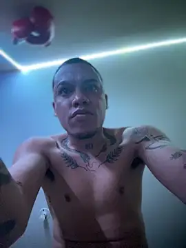 Snapshot of AlphaMasterXxx chatting on October 10, 2025, 7:31 am AlphaMasterXxx online show from October 10, 2025, 7:31 am