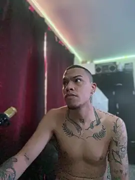 Snapshot of AlphaMasterXxx chatting on September 30, 2025, 2:12 pm AlphaMasterXxx online show from September 30, 2025, 2:12 pm