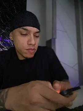 Snapshot of AlphaMasterXxx chatting on October 25, 2025, 6:45 am AlphaMasterXxx online show from October 25, 2025, 6:45 am