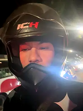 Snapshot of AlphaMasterXxx chatting on September 21, 2025, 3:11 am AlphaMasterXxx online show from September 21, 2025, 3:11 am