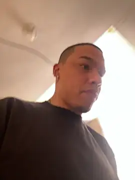 Snapshot of AlphaMasterXxx chatting on October 20, 2025, 5:13 pm AlphaMasterXxx online show from October 20, 2025, 5:13 pm