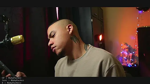 AlphaMasterXxx online show from January 10, 2026, 6:47 pm