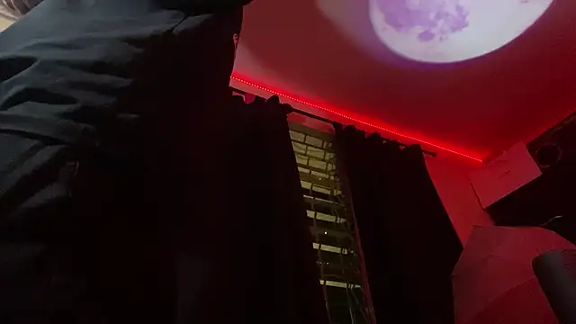 Snapshot of AlphaMasterXxx chatting on September 25, 2025, 5:35 am AlphaMasterXxx online show from September 25, 2025, 5:35 am