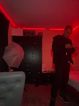 Snapshot of AlphaMasterXxx chatting on September 26, 2025, 10:22 am AlphaMasterXxx online show from September 26, 2025, 10:22 am