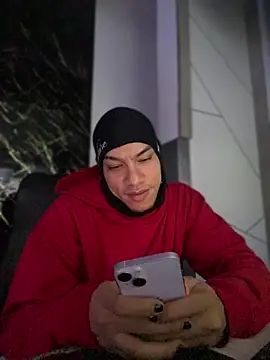 AlphaMasterXxx online show from November 26, 2025, 12:05 pm