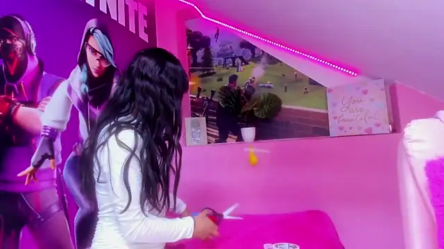 Snapshot of mikaela303av chatting on October 31, 2025, 3:03 am mikaela303av online show from October 31, 2025, 3:03 am