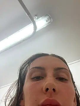 MilaRenee online show from September 25, 2025, 7:42 pm