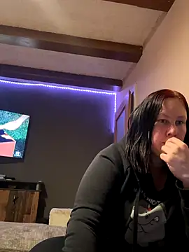 Snapshot of xSiindy95 chatting on November 20, 2025, 9:04 pm xSiindy95 online show from November 20, 2025, 9:04 pm