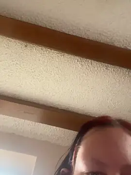 Snapshot of xSiindy95 chatting on December 5, 2025, 10:14 am xSiindy95 online show from December 5, 2025, 10:14 am