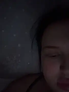 brunetteGirl274 online show from October 12, 2025, 11:39 pm