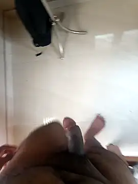 Snapshot of love1991lin chatting on October 8, 2025, 3:08 am love1991lin online show from October 8, 2025, 3:08 am