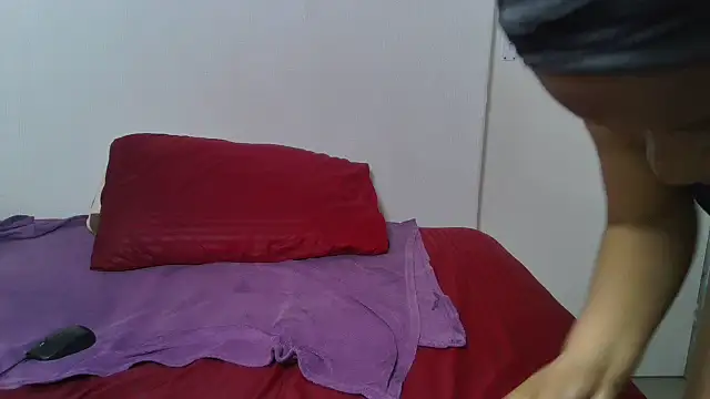 BrownSugarX02 online show from September 17, 2025, 8:11 pm