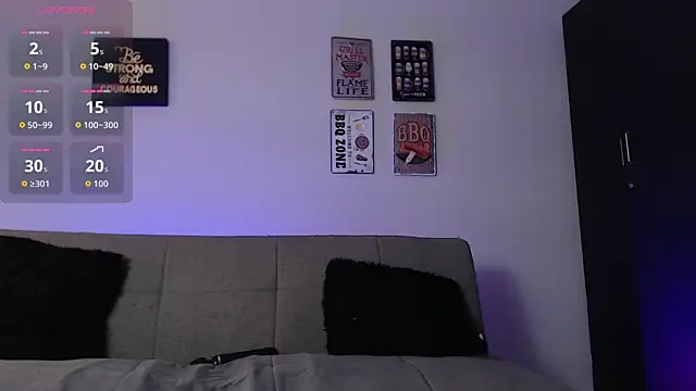 Snapshot of elizabethboltXXX chatting on October 19, 2025, 3:37 pm elizabethboltXXX online show from October 19, 2025, 3:37 pm