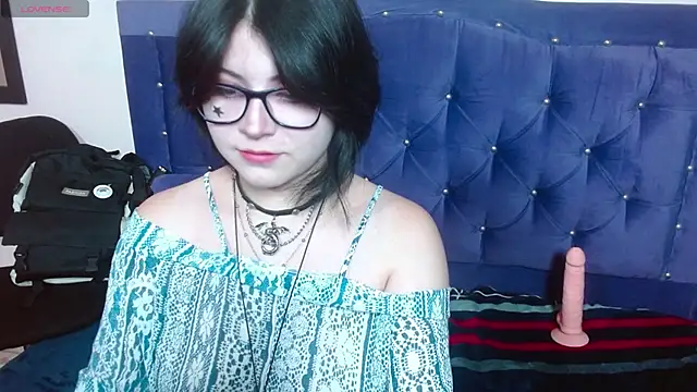 Snapshot of Ginebra_Sensual chatting on October 2, 2025, 12:08 pm Ginebra Sensual online show from October 2, 2025, 12:08 pm