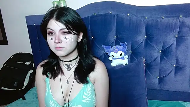 Snapshot of Ginebra_Sensual chatting on October 17, 2025, 12:29 pm Ginebra Sensual online show from October 17, 2025, 12:29 pm