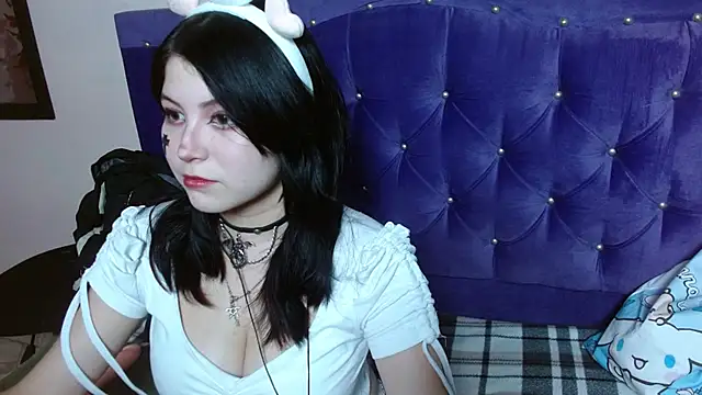 Snapshot of Ginebra_Sensual chatting on October 29, 2025, 6:18 pm Ginebra Sensual online show from October 29, 2025, 6:18 pm