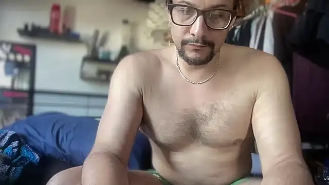 Snapshot of Piano_Tony chatting on March 3, 2026, 9:33 pm Piano Tony online show from March 3, 2026, 9:33 pm