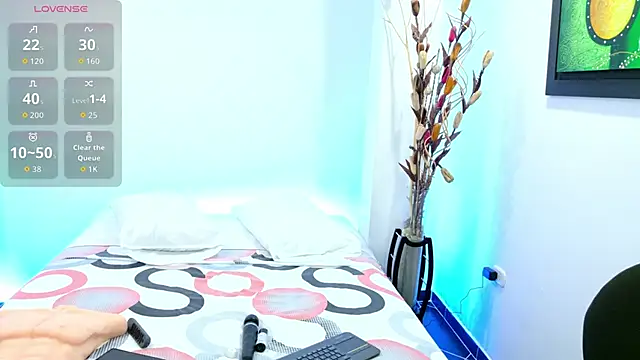 Snapshot of Allhondra chatting on October 11, 2025, 8:10 pm Allhondra online show from October 11, 2025, 8:10 pm