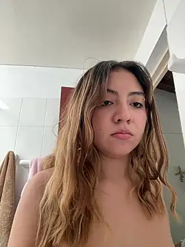 Snapshot of Bonni_lohan chatting on July 28, 2026, 6:20 pm Bonni lohan online show from July 28, 2026, 6:20 pm