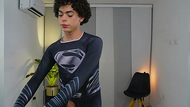 Snapshot of Timmyshy_ chatting on October 11, 2025, 4:02 am Timmyshy online show from October 11, 2025, 4:02 am