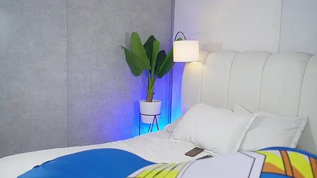 Snapshot of Timmyshy_ chatting on January 10, 2026, 10:49 pm Timmyshy online show from January 10, 2026, 10:49 pm