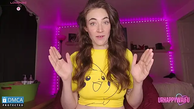 Snapshot of urhappywaifu chatting on October 8, 2025, 12:23 am urhappywaifu online show from October 8, 2025, 12:23 am