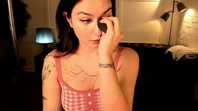 Snapshot of Dark_Moni chatting on September 21, 2025, 2:49 am Dark Moni online show from September 21, 2025, 2:49 am