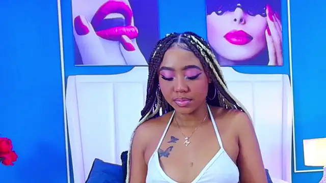 AngelaRoberts online show from November 3, 2025, 4:17 am