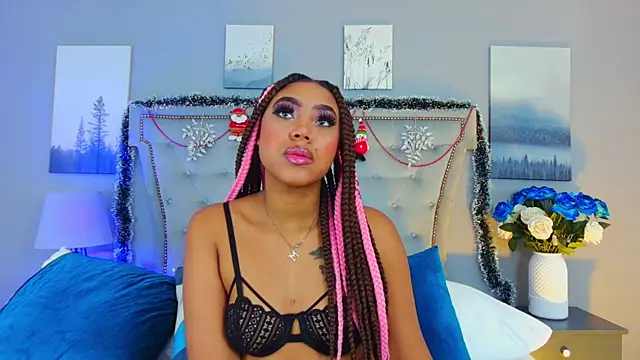 AngelaRoberts online show from December 15, 2025, 4:40 am