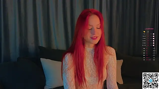 Snapshot of GildedKitten chatting on October 7, 2025, 5:58 pm GildedKitten online show from October 7, 2025, 5:58 pm