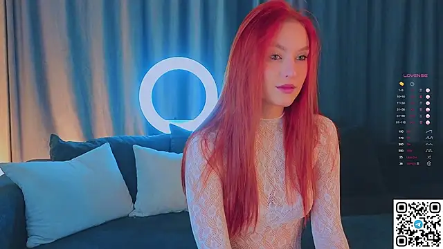 Snapshot of GildedKitten chatting on October 16, 2025, 5:43 pm GildedKitten online show from October 16, 2025, 5:43 pm