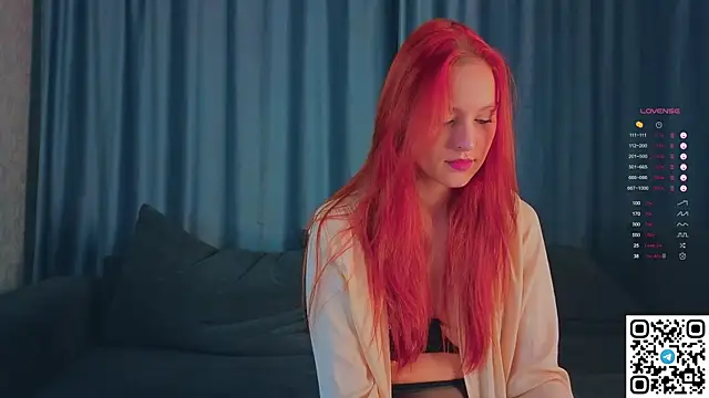 Snapshot of GildedKitten chatting on October 10, 2025, 6:31 pm GildedKitten online show from October 10, 2025, 6:31 pm