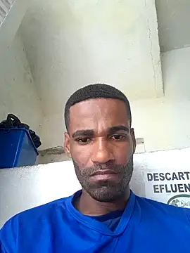 negrobrazil92 online show from September 30, 2025, 4:46 pm