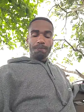 negrobrazil92 online show from October 9, 2025, 3:12 pm