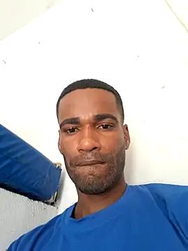 negrobrazil92 online show from September 22, 2025, 11:49 am