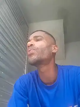 negrobrazil92 online show from October 20, 2025, 1:33 pm